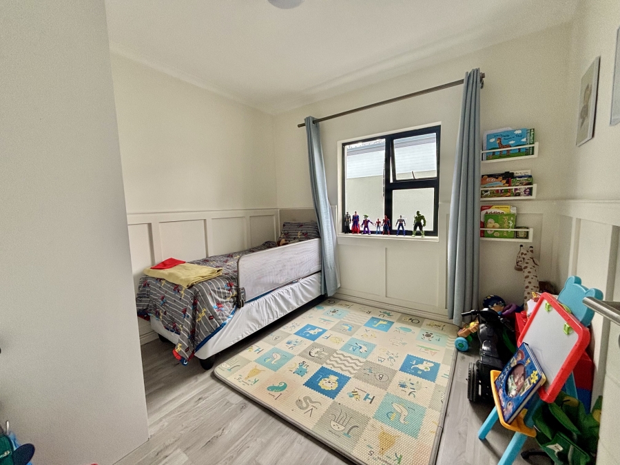 To Let 3 Bedroom Property for Rent in Sandown Western Cape